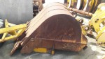ปุ้งกี๋ของแท้ KOMATSU PC200 จากญี่ปุ่น โทร 089-0080077 089-0050007 086-0044333 065-8844400 www.sangenjp.com www.nmc99.com