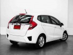 ขายรถ HONDA JAZZ สีขาว เกียร์AT ปี2015 สภาพมือหนึ่ง ราคาพิเศษ สุดคุ้มค่า ห้ามพลาด