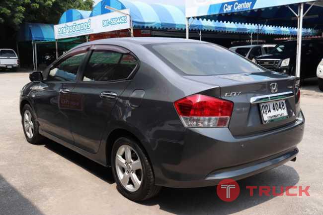ขายรถบ้านสภาพนาวฟ้าไม่มีชน แถมฟรีดาวน์ HONDA CITY 1.5 V AUTO 2011