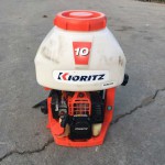 ถังพ่นปุ๋ยน้ำ สะพายหลัง เครื่องยนต์เบนซิน สูบเดียว ยี่ห้อ KIORITZ รุ่น SHRE100