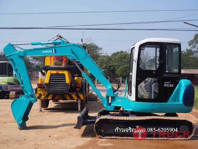 เก่านอกKOMATSU PC40R-8 พร้อมเเอร์