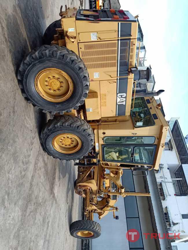 รถเกรด มาใหม่ Cat140H-2ZK ปี 2002 เพียง 8500 ชม พร้อมสแกนริฟายเก่านอก รถเกรด มาใหม่ Cat140H-2ZK ปี 2002 เพียง 8500 ชม พร้อมสแกนริฟายเก่านอก