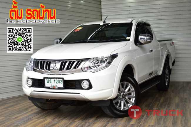 MITSUBISHI TRITON PLUS GLS 2.4L CLEAN DIESEL MT ปี2017 สีขาว