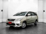 ขายรถ TOYOTA INNOVA สีบรอนซ์ เกียร์AT ปี2014 ราคาพิเศษ ตอนนี้เท่านั้น ห้ามพลาด