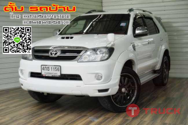 TOYOTA FORTUNER 3.0 SMART-V 4WD ปี2008 สีขาว