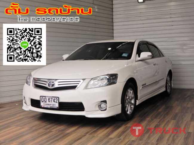 TOYOTA CAMRY 2.4 HYBRID AT ปี2010 สีขาว