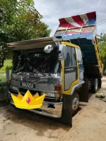 ISUZU 6 ล้อดั้ม ROCKY 195 แรง ครัชซีนอก
