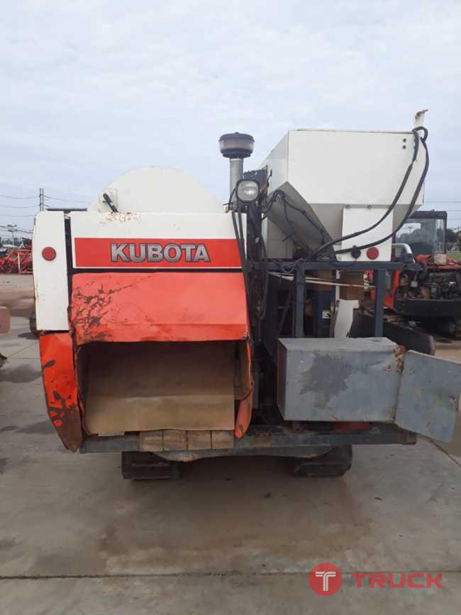 รถเกี่ยวข้าว KUBOTA DC-60 รถเกี่ยวข้าว KUBOTA DC-60