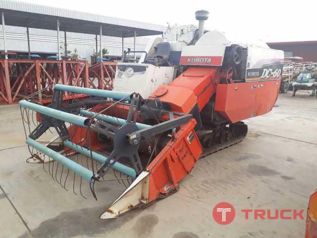 รถเกี่ยวข้าว KUBOTA DC-60 รถเกี่ยวข้าว KUBOTA DC-60