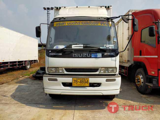 ขายอีซูซุ FTR หกล้อตู้ ตู้. 2 บาน. 200. แรง. ปี. 48. รถสวย. สภาพพร้อมใช้