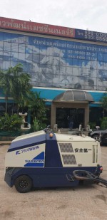 รถกวาดถนน Komatsu SWEEPER จากญี่ปุ่น โทร 086-0044333 065-8844400 089-0080077 089-0050007 www.nmc99.com