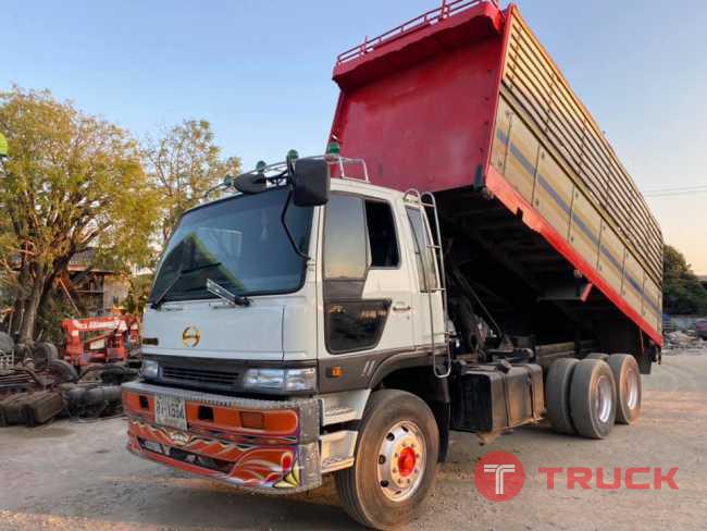 10ล้อ2เพลาดั้ม เครื่องp11c 320แรง โทร 0876892656