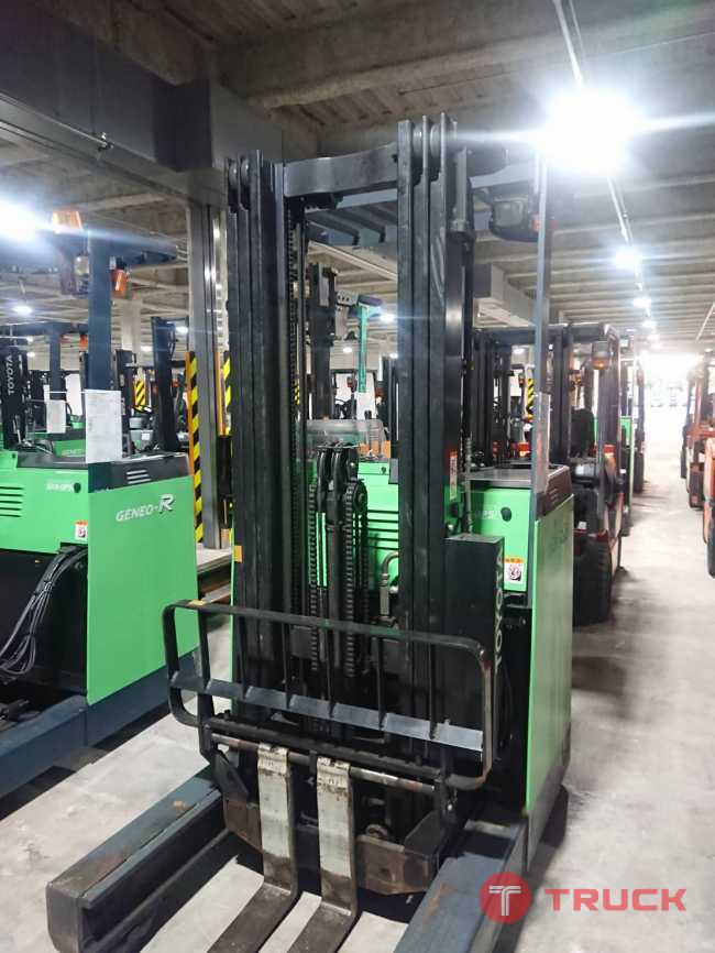ขายรถยก (ฟอร์คลิฟท์) ยี่ห้อ โตโยต้า รุ่น 7FBR15 รถยกไฟฟ้ายืนขับ ขนาด 1.5 ตัน เสาสูง 5 เมตร สภาพดี รถนำเข้าจากญี่ปุ่น ราคาไม่แพง