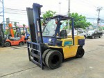 ขาย(ฟอร์คลิฟท์)มือสอง ยี่ห้อ โคมัตสุ รุ่น FD40T-5 เครื่องยนต์ ดีเซล เกียร์ ออโต้ ขนาด 4 ตัน เสาสูง 4 เมตร สภาพสวยเดิมๆ รถนำเข้าจากญี่ปุ่น ชั่วโมงการใช้งานน้อย ราคาไม่แพง